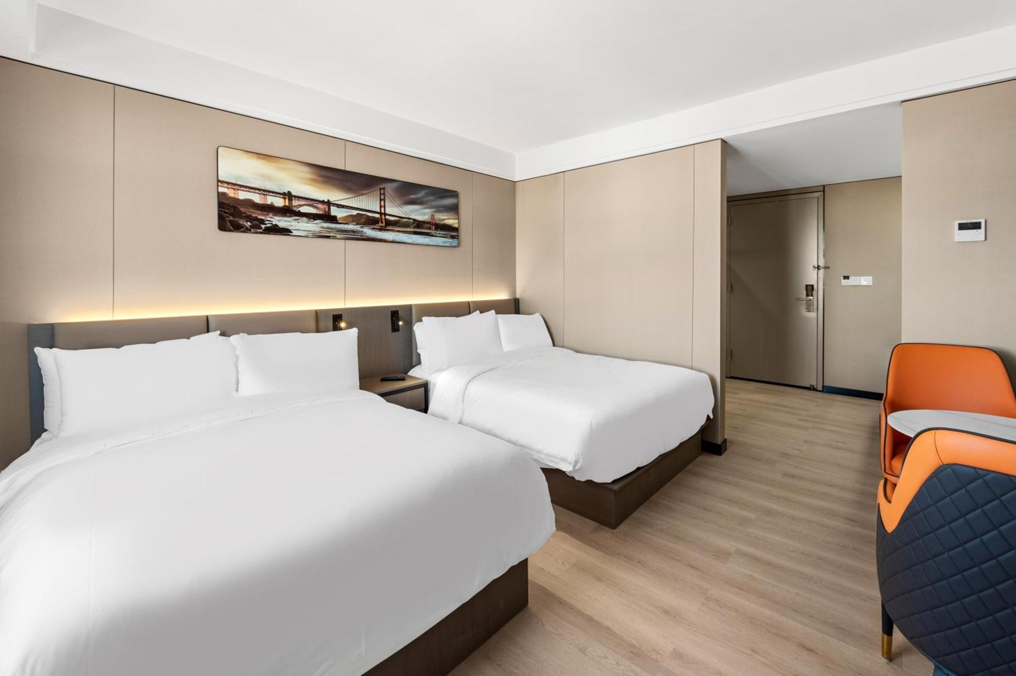 Ly New York Hotel Exterior photo