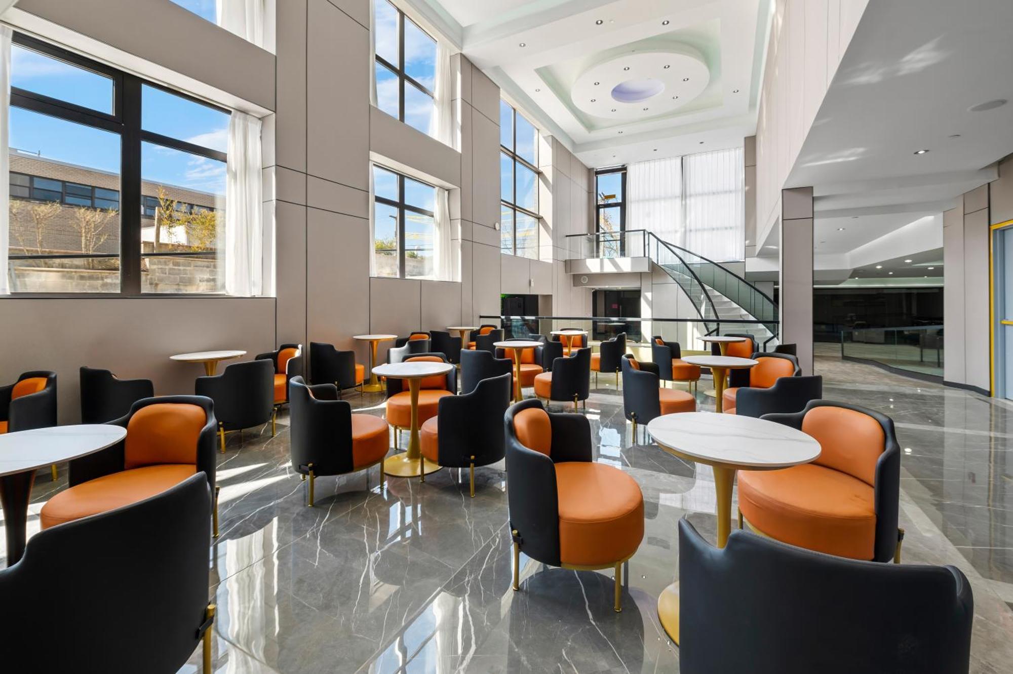 Ly New York Hotel Exterior photo